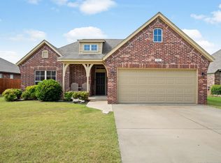 3001 W Mobile St, Broken Arrow, OK 74011