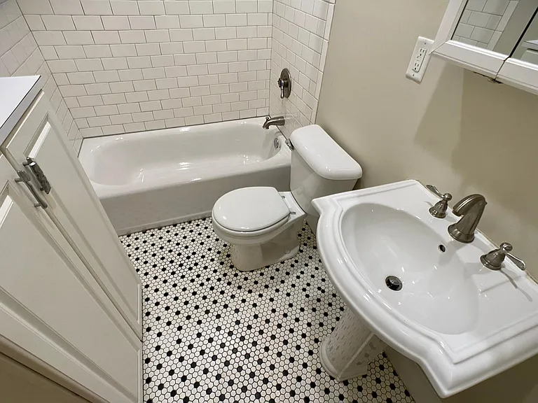 1650 Eastern Pkwy #C1 — Photo 19