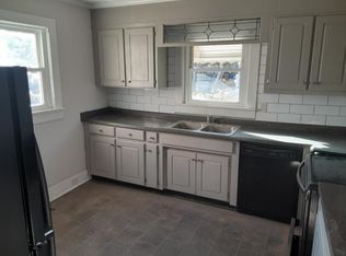 1219 Apalache St, Greer, SC 29651