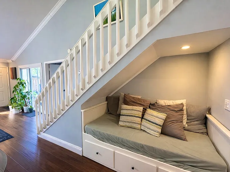 7174 Sportsman Dr — Photo 4