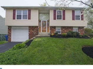 1511 Greenfield Dr, Bensalem, PA 19020
