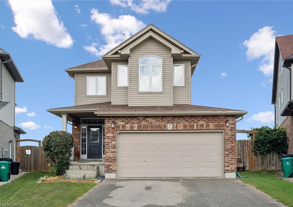 1st image of 952 Eden Oak Ct