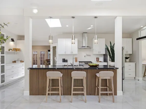 2532 Rose Way, Santa Clara, CA 95051