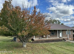 334 E Donaldson Dr, Morristown, TN 37814