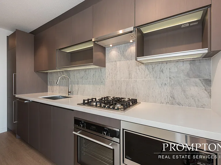 13696 100th Ave #503 — Photo 2