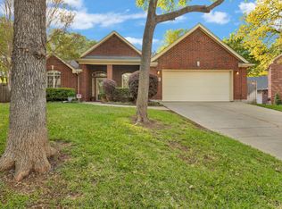 6705 Marie Weldon Ct, Arlington, TX 76001