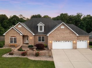 216 Eden Park Blvd, Shiloh, IL 62269