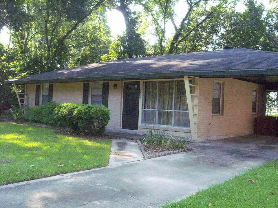10474 N Harvey Dr