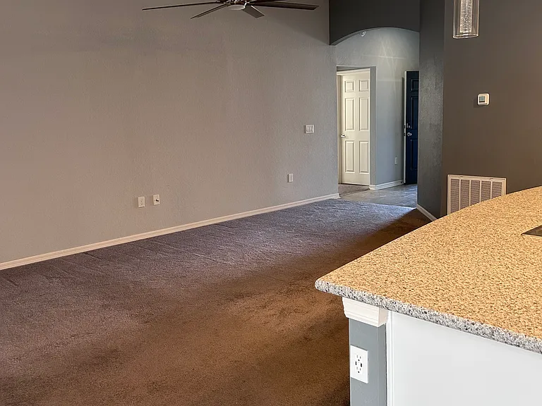 336 Saint Georges Cir — Photo 16