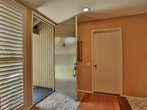4th image of 11408 Tunnel Hill Way