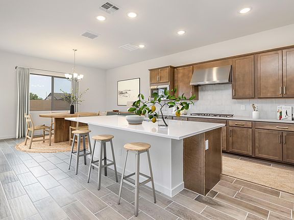 Striking kitchen