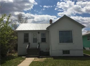 605 4th St SE, Sidney, MT 59270