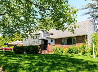 855 Bruce Dr, East Meadow, NY 11554