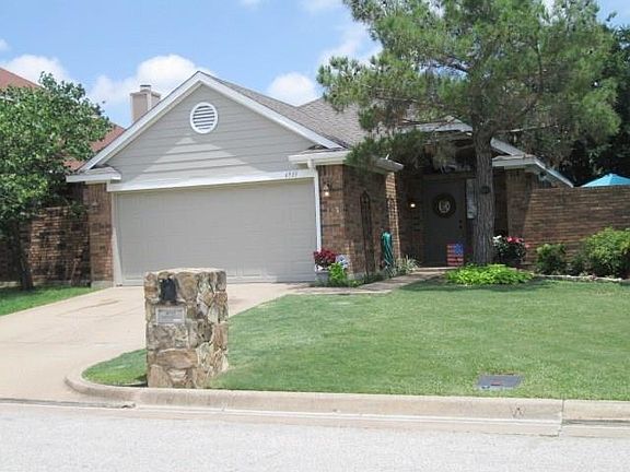 2nd image of 6933 Driffield Cir