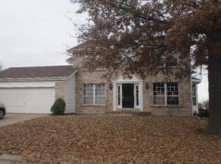 7235 Watsons Parish Dr, O'Fallon, MO 63368