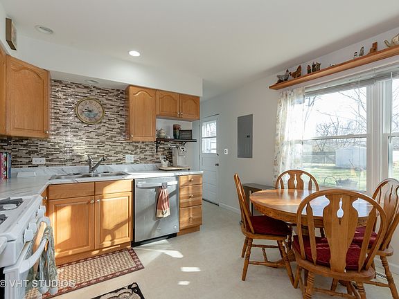 5th image of 18635 W Pamela Pl