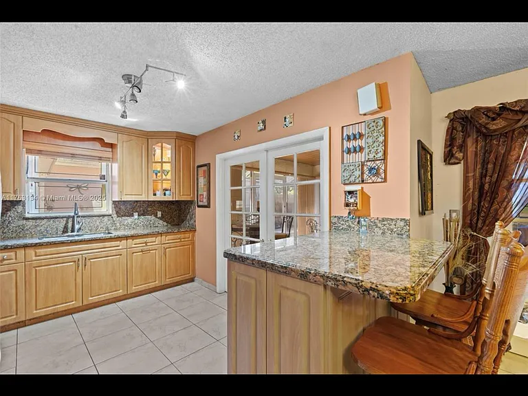 19826 W Lake Dr — Photo 6