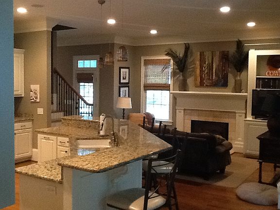 Kitchen/keeping room