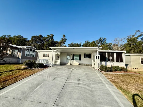 929 W Norman St, Lady Lake, FL 32159