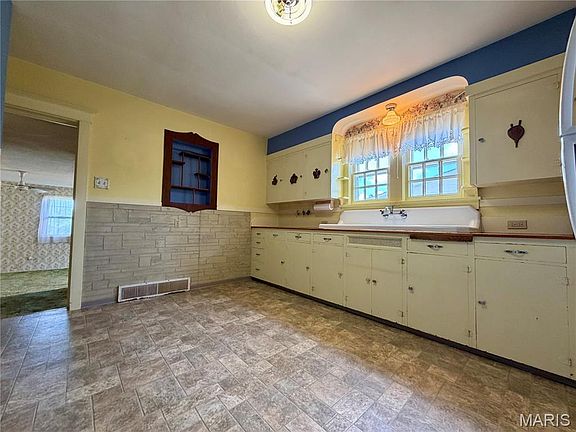 4th image of 408 N Kingshighway St