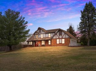 13 Hillside Ct, Wentzville, MO 63385