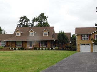 10408 Indian Trails Ranch Rd, Lowell, AR 72745