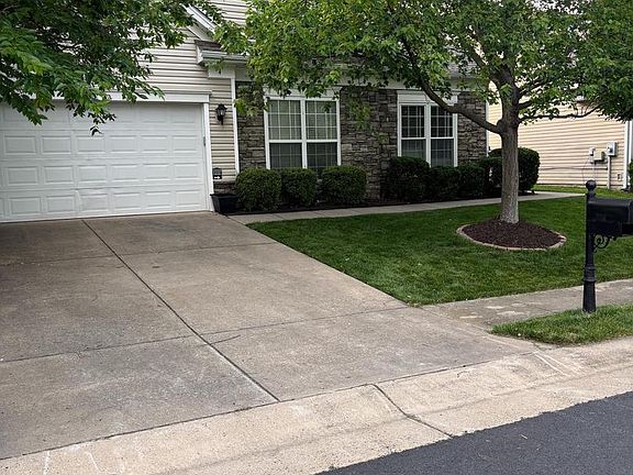3rd image of 4 Carson Dr
