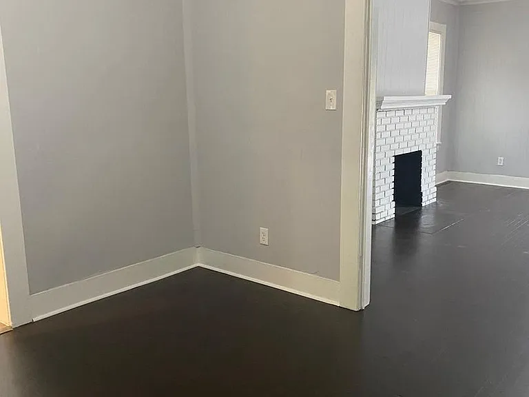 2380 Liberty St — Photo 20