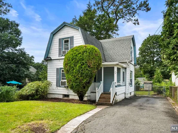 24 Bergen St, Glen Rock, NJ 07452