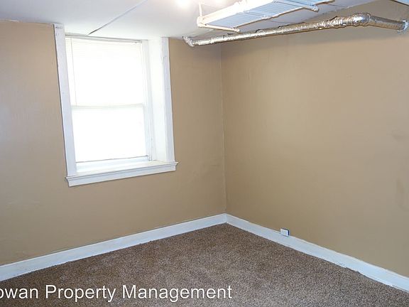 3rd image of 3202 E 11th St