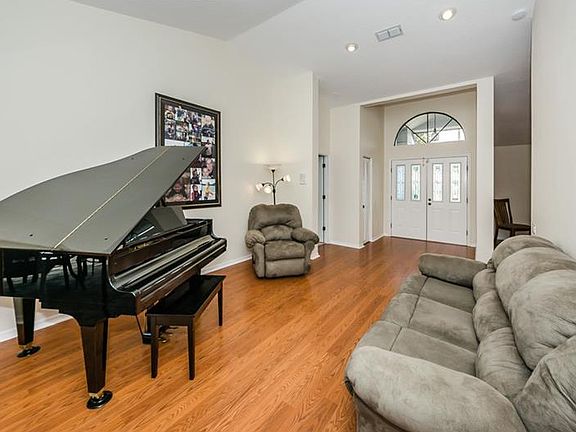 3rd image of 4009 Ashley Ct