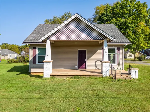 602 W 8th St, Russellville, KY 42276