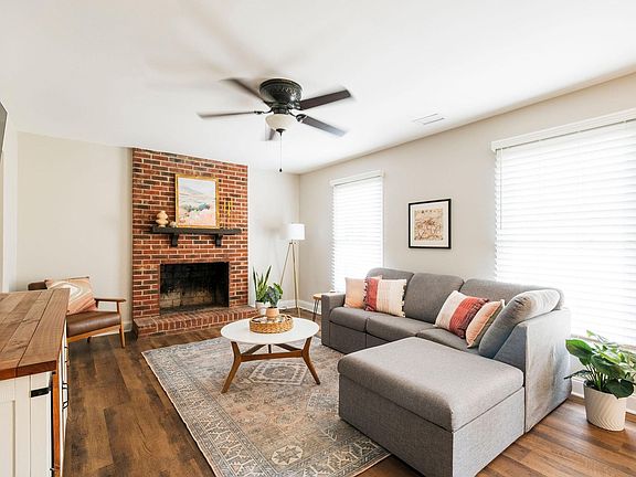 4th image of 103 Downing Pl