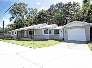 704 Cleveland Ave, Wildwood, FL 34785