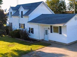 109 70th St, Roseville, IL 61473
