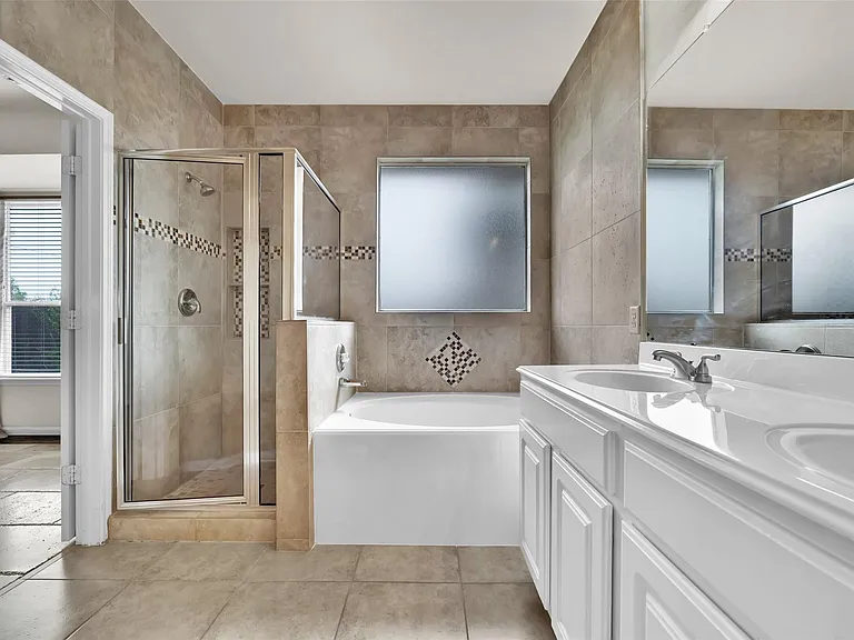 21627 Sierra Long Dr — Photo 22