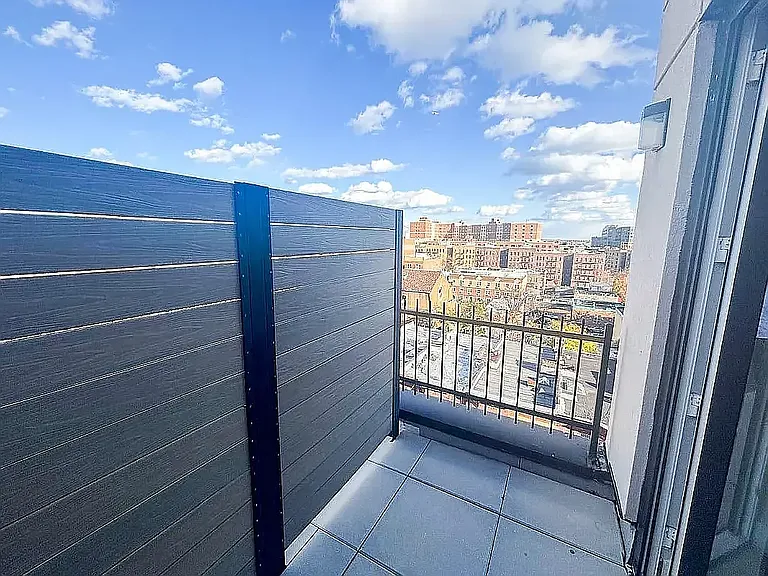 499 Concord Ave #3B — Photo 3