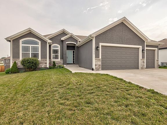 2nd image of 14170 Nicollete Ct