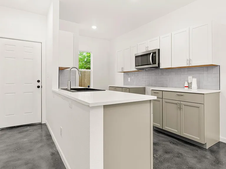 1835 Dawson St #101 — Photo 19