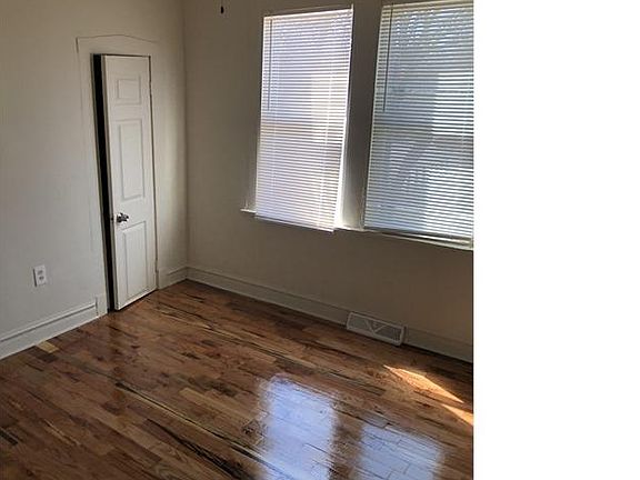 4th image of 4846 W Race Ave