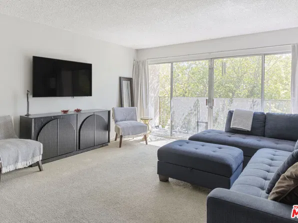 6771 Springpark Ave APT 102A, Los Angeles, CA 90056