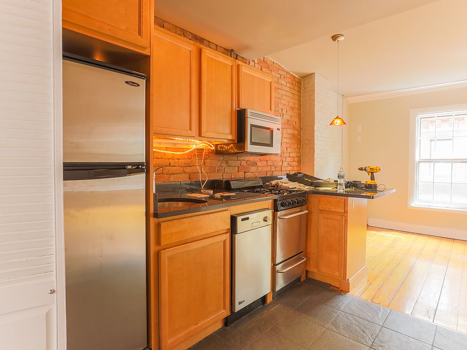 1st image of 752 Tremont St #15