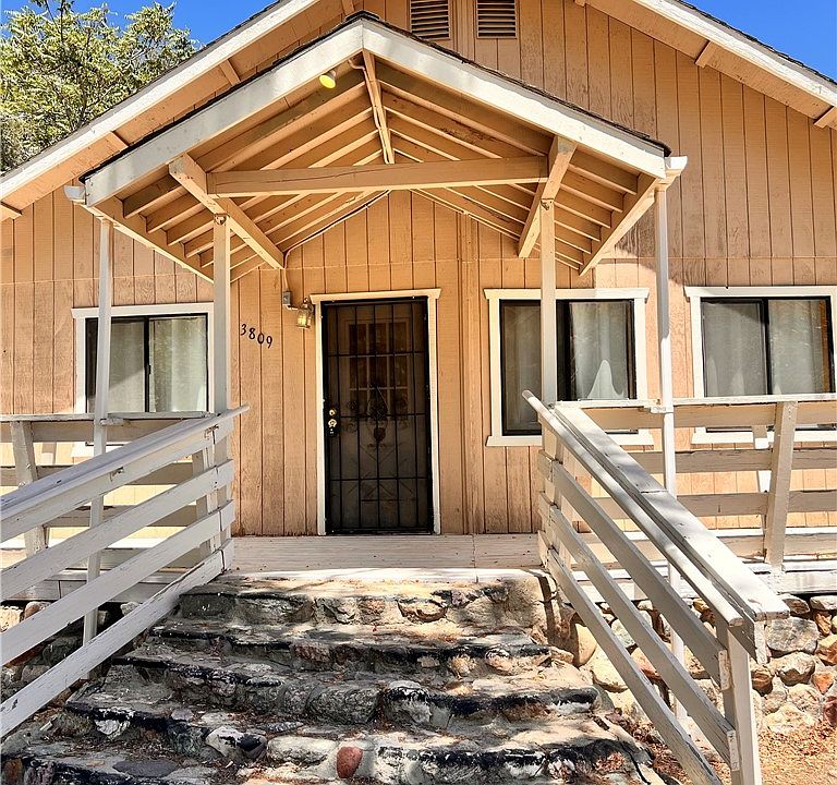 1st image of 3809 Arroyo Trl
