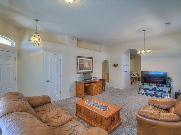 3rd image of 6823 Country Glen Ct NW
