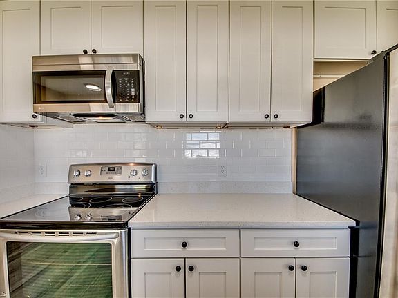 4th image of 2217 SE 12th ST