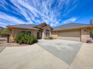 29940 Skyline Dr, Tehachapi, CA 93561