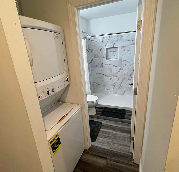 2212 E Monument St #1 — Photo 4