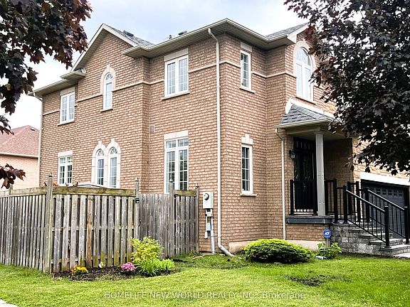 2nd image of 2485 Blue Holly Cres