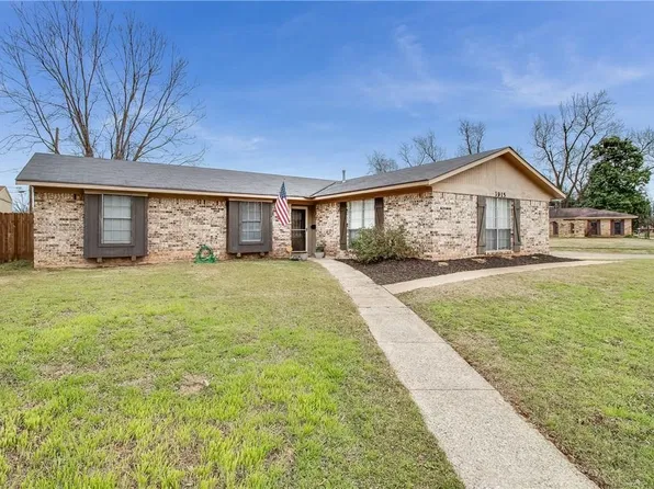 3915 Parkway Dr, Bossier City, LA 71112