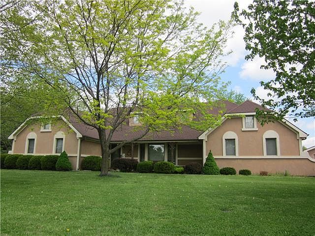 1st image of 1308 Cambridge Cir